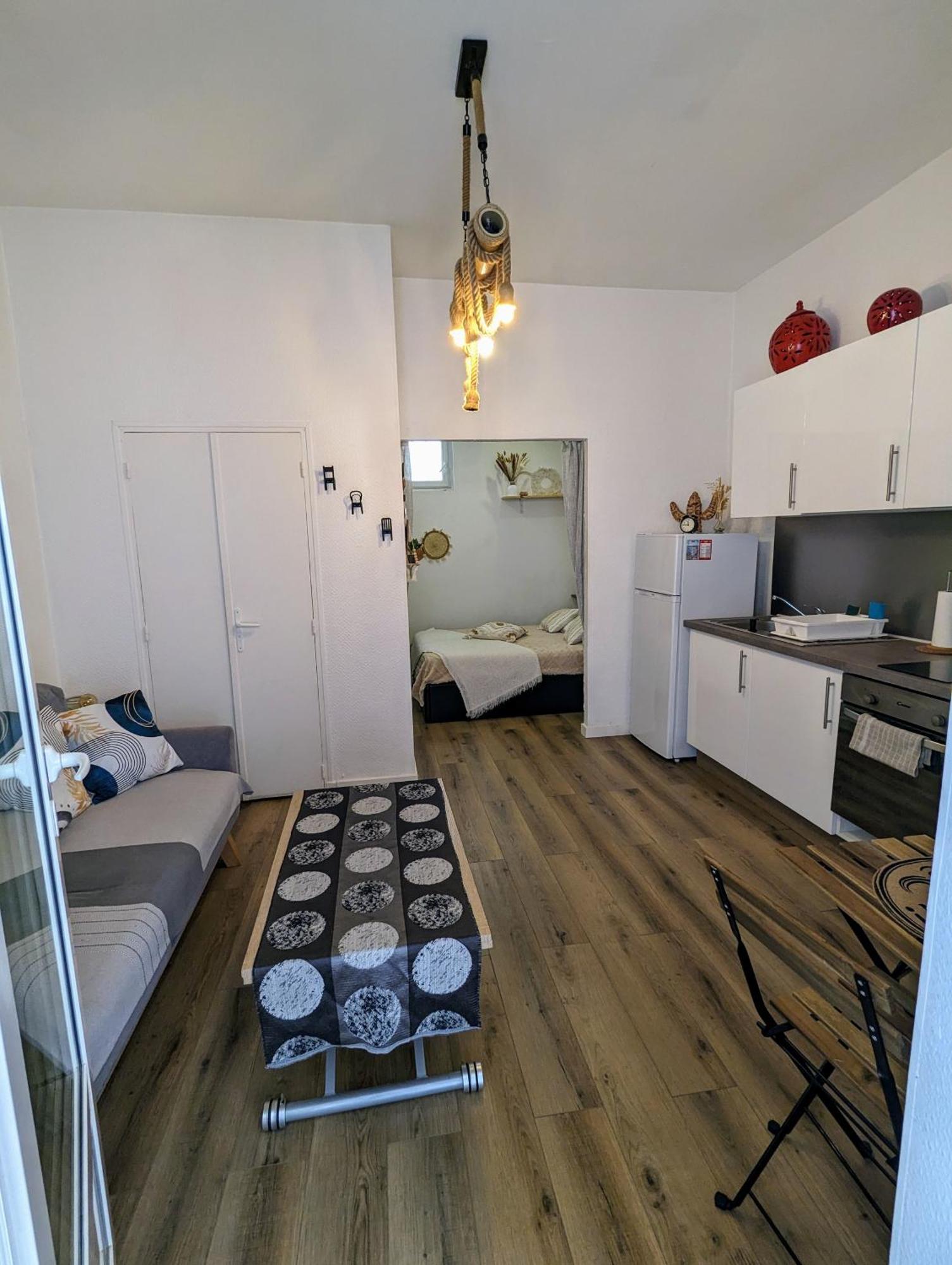 Appartement Cosy Proche Du Port Nizza Kültér fotó